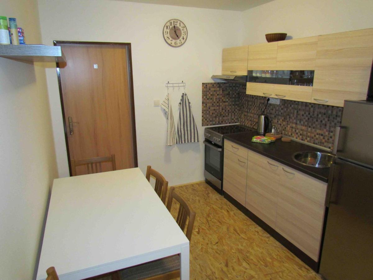 Železná RudaDopravna Alzbetin公寓式酒店 外观 照片