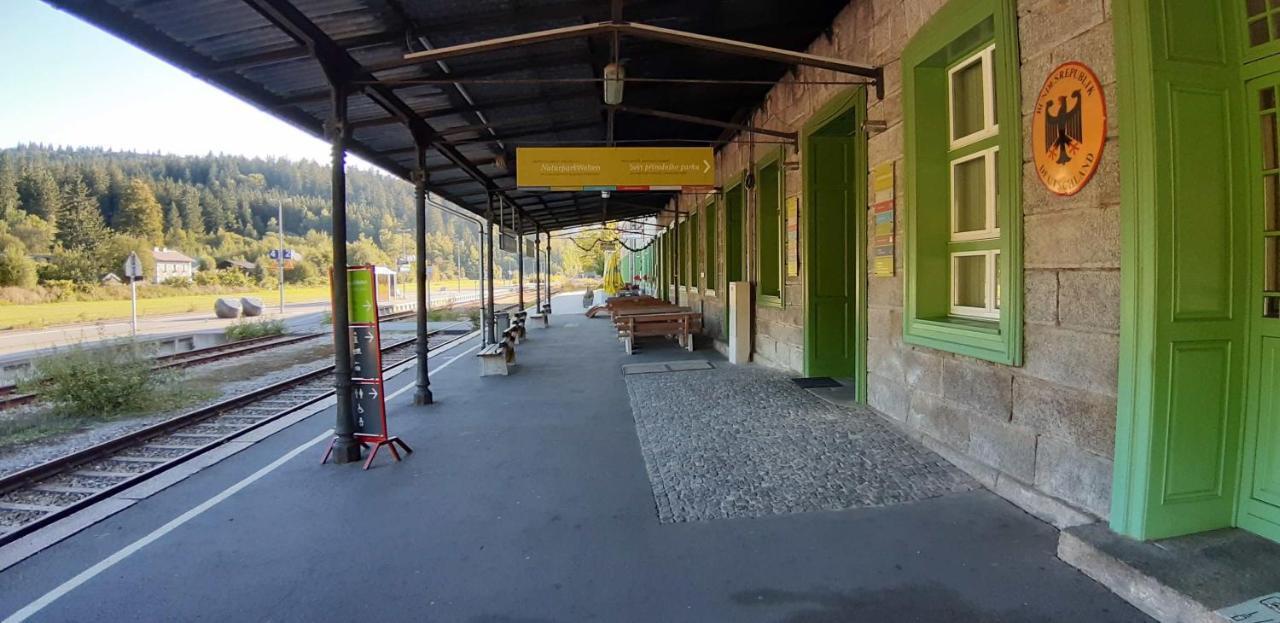 Železná RudaDopravna Alzbetin公寓式酒店 外观 照片